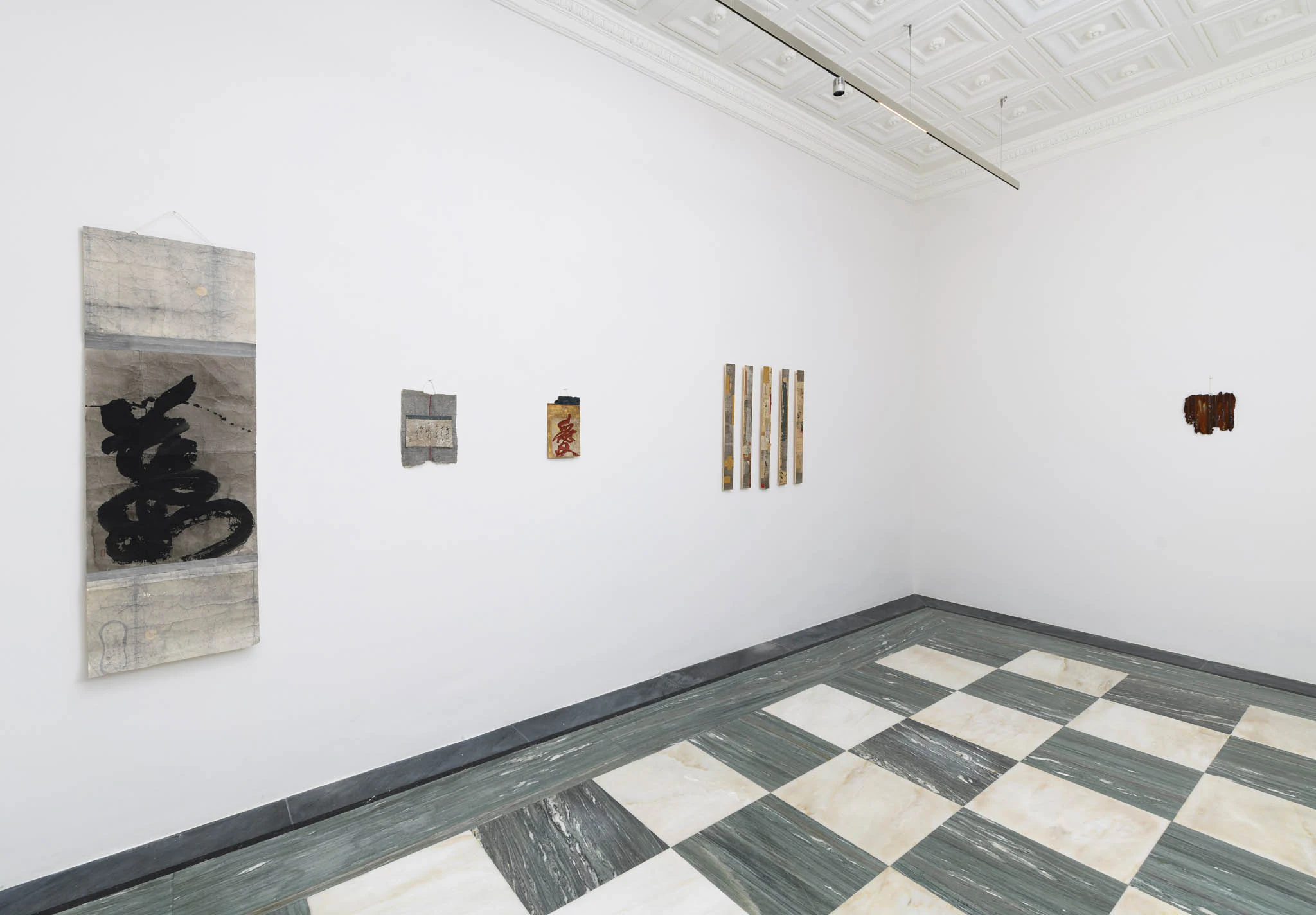 Issen Nishigaki: 五行 Gogyō, installation view