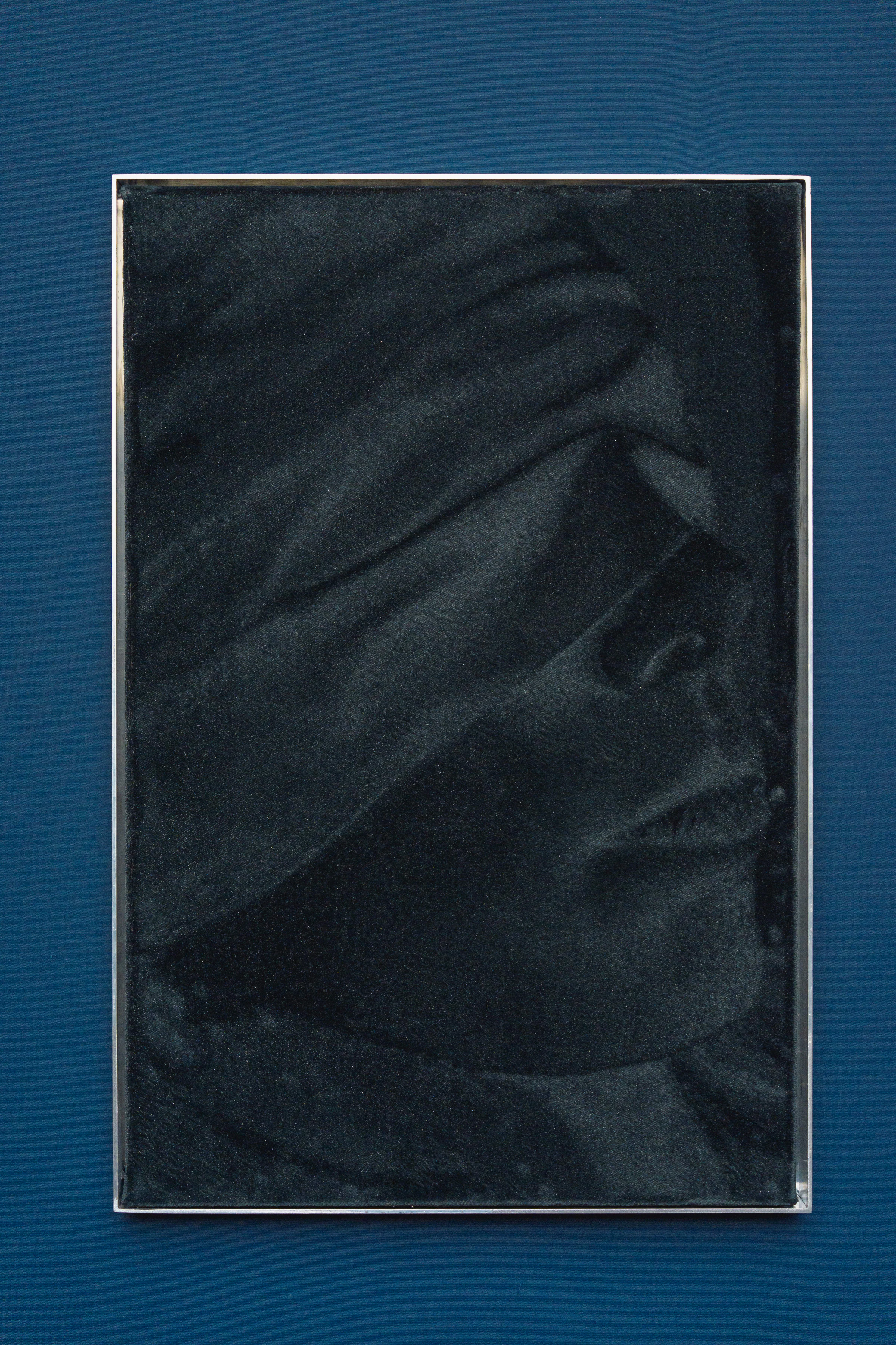 Leonardo Meoni, Spengo il sole se chiudo gli occhi, 2024, Mixed media on velvet, alluminum frame, 23 5/8 x 15 3/4 in, 60 x 40 cm