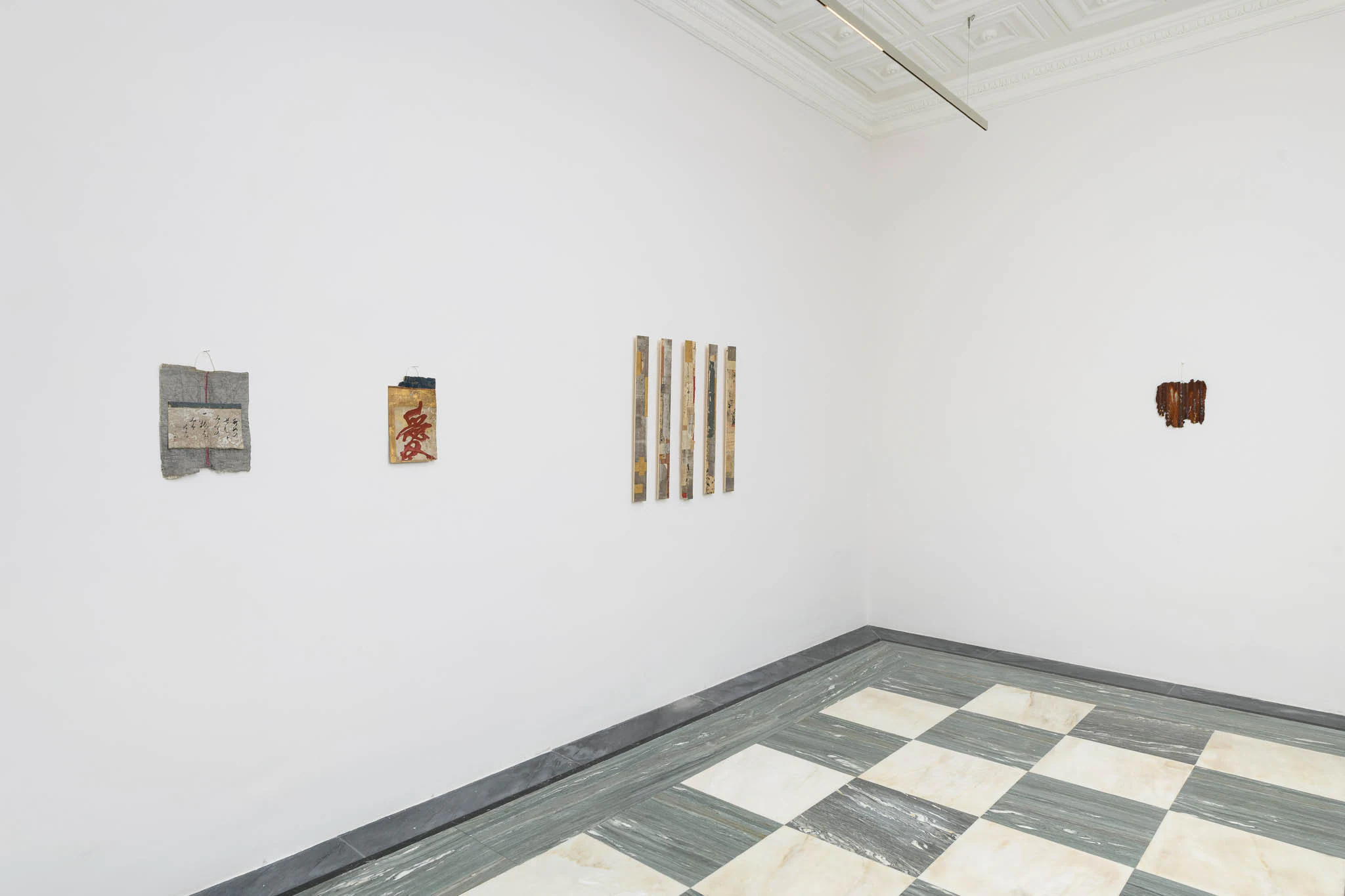 Issen Nishigaki: 五行 Gogyō, installation view