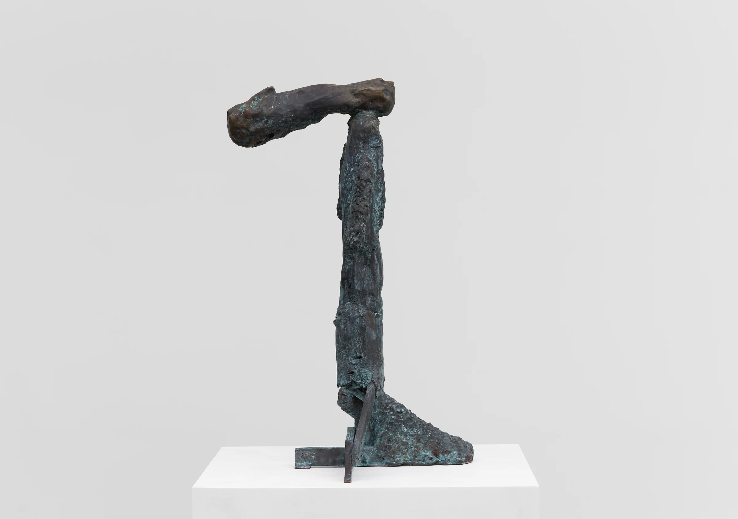Leonardo Meoni, Tribune, 2025, Bronze, 42 1/2 x 15 1/2 x 29 in 108 x 40 x 74 cm