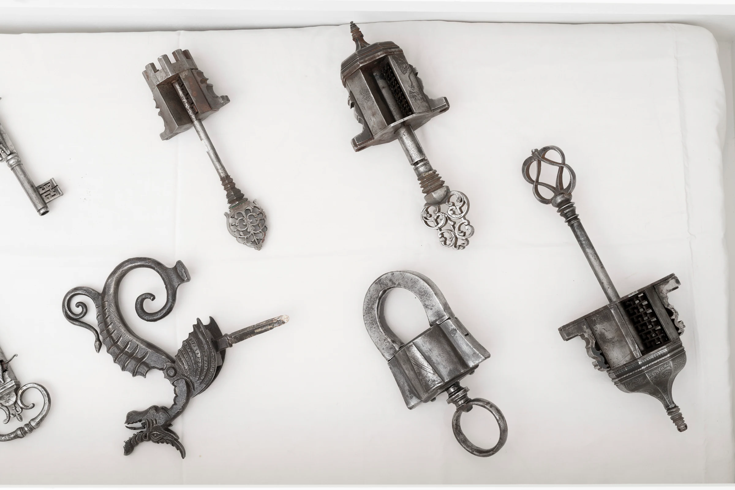 keys from the collection of Enzo Stella, installation view