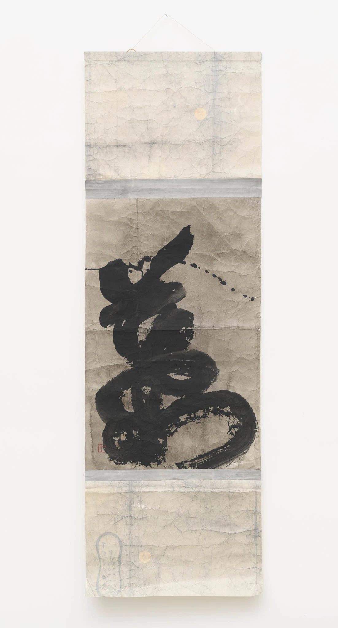 Issen Nishigaki, Leaf 葉, 2024, Sumi ink on traditional Japanese paper wrapping, 62 1/4 x 19 3/4 in, 158 x 50 cm