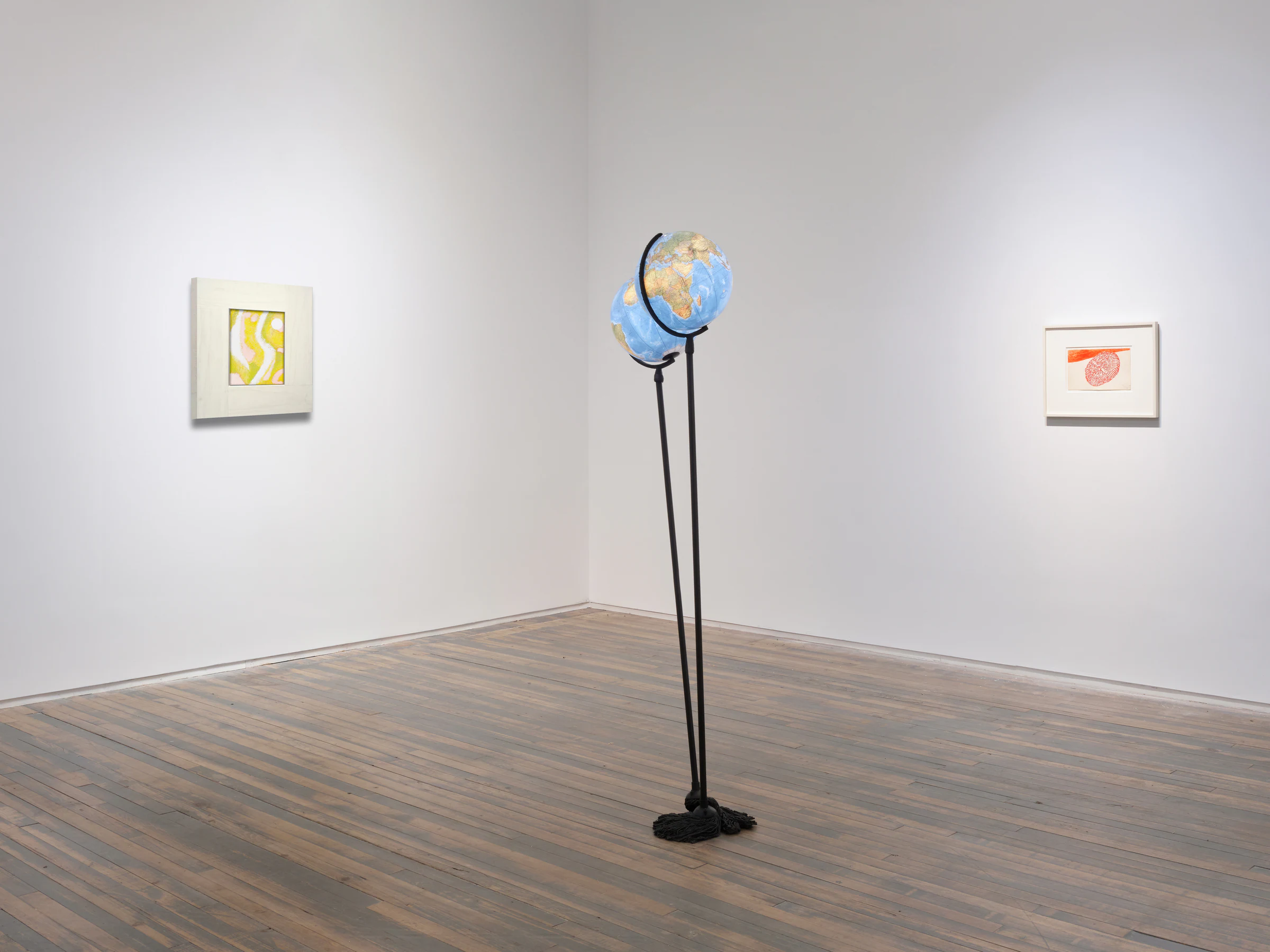 Sonder, installation view