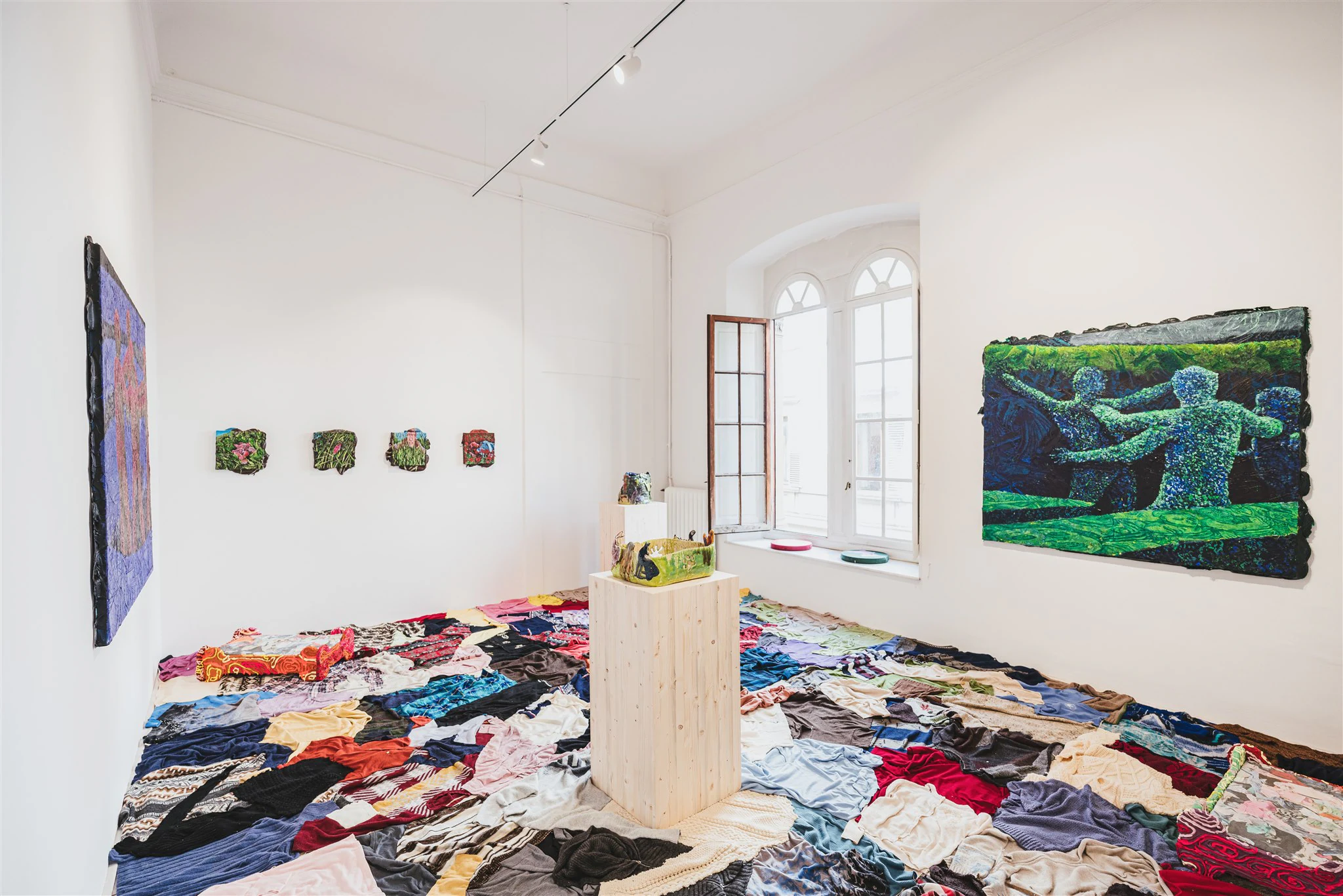 Adrian Schachter: Split Ends, installation view